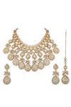 Auraa Trends_Gold Plated Diamonds, Stones Kundan Embellished Choker Necklace Set _Online_at_Aza_Fashions