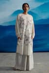 Buy_AHMEV_Ivory Chanderi Printed Abstract Round Naahar Kurta _at_Aza_Fashions