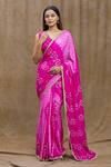 Samyukta Singhania_Magenta Silk Print Bandhani Saree With Running Blouse _Online_at_Aza_Fashions