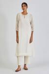 Buy_Lajjoo C_Ivory Chanderi Embroidery Ditsy Fleur Round Neck Binti Kurta With Palazzo _at_Aza_Fashions