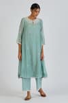 Buy_Lajjoo C_Blue Chanderi Embroidery Fleur Round Neck Binti Kurta With Palazzo _at_Aza_Fashions
