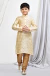 Samyukta Singhania_Beige Kurta Brocade Woven Floral Set _Online_at_Aza_Fashions