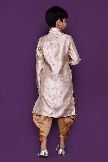 Shop_Petite Pomme_Peach Brocade, Silk Embroidery Floral Pattern Kurta Patiala Pant Set _at_Aza_Fashions