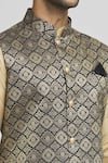 Arihant Rai Sinha_Black Brocade, Silk Geometric Woven Bundi Kurta Set _at_Aza_Fashions