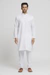 Arihant Rai Sinha_White Kurta Cotton Textured Solid Mandarin Collar Set _Online_at_Aza_Fashions