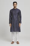 Arihant Rai Sinha_Blue Silk Blend Diamond Crest Pattern Kurta Set _Online_at_Aza_Fashions