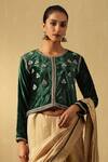 Buy_Weaver Story_Green Velvet Embroidery Round Neck Zardozi Hand Cropped Jacket _at_Aza_Fashions
