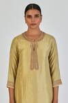 Lajjoo C_Green Brocade Woven Marodi V-neck Nutan Paisley Embroidered Kurta With Sharara _Online_at_Aza_Fashions
