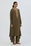 Buy_Lajjoo C_Green Kurta- Crepe Embroidered Zardozi Round Sahej Yoke And Pant Set _at_Aza_Fashions