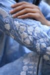 Buy_NUHH_Blue Velvet Embroidery Gardenia Stand Collar Aari Kurta With Pant 