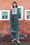 Buy_NUHH_Green Velvet Embroidery Ambrosia Round Aari Kurta With Pant _at_Aza_Fashions