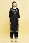 Samyukta Singhania_Black Viscose Rayon Embroidered Floral Round Contrast Straight Kurta Set _Online_at_Aza_Fashions