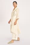 Buy_Kaveri_Off White 100% Linen Hand Honey Suckle Fly Free Tunic And Pant Set  _at_Aza_Fashions