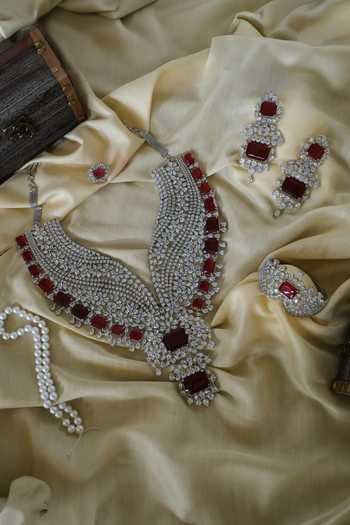 Buy_Studio6 Jewels_Red Crystals, Stones Victorian Cut Work Necklace Set _at_Aza_Fashions