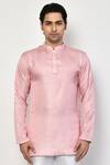 Arihant Rai Sinha_Pink Satin Floral Pattern Short Kurta _Online_at_Aza_Fashions