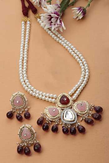 Shop_Dugran By Dugristyle_Multi Color Pearls, Carved Geometric Pendant Kundan Embellished Necklace Set _at_Aza_Fashions