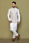 Buy_Arihant Rai Sinha_Green Kurta And Pant Cotton Blend Embroidery Thread Linen Bundi & Set _at_Aza_Fashions