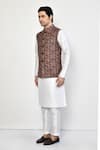 Arihant Rai Sinha_Brown Kurta And Pant Cotton Blend Printed Chevron Bundi & Set _at_Aza_Fashions