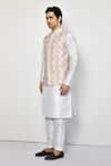 Arihant Rai Sinha_White Cotton, Silk Embroidery Leaflet Motif Bundi Kurta Set _at_Aza_Fashions