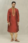 Arihant Rai Sinha_Maroon Kurta Art Silk Embroidered Thread Floral Jaal With Dhoti Pant _Online_at_Aza_Fashions