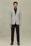 Aryavir Malhotra_Cream Jacquard Woven Herringbone Blazer _at_Aza_Fashions