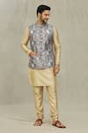 Aryavir Malhotra_Grey Silk Printed Mughal Bundi And Kurta Set _at_Aza_Fashions