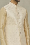 Aryavir Malhotra_Cream Silk Embroidery Thread Diamond Pattern Bundi And Kurta Set _at_Aza_Fashions