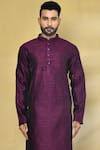 Arihant Rai Sinha_Purple Kurta Silk Geometric Pattern Set _Online_at_Aza_Fashions