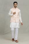 Buy_Spring Break_Peach Cotton Silk Woven Geometric Bundi And Kurta Set _at_Aza_Fashions