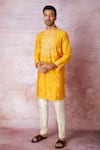 Buy_Asuka_Yellow Mirrors, Embroidery Geometric Resham And Kurta Set _at_Aza_Fashions