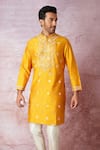 Buy_Asuka_Yellow Mirrors, Embroidery Geometric Resham And Kurta Set _Online_at_Aza_Fashions