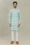 Arihant Rai Sinha_White Cotton Abstract Hexagon Print Kurta _Online_at_Aza_Fashions