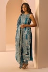 Shop_LASHKARAA_Green Net Embroidery Thread Round Geometric Kurta Set_Online_at_Aza_Fashions