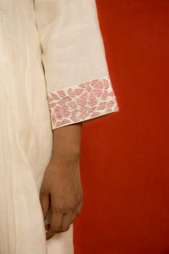 Shop_Mithi Supari_Ivory Malai Chanderi Embroidered Floral Applique Round Work Kurta And Pant Set _Online_at_Aza_Fashions