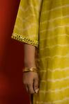 Mithi Supari_Green Pure Silk Chanderi Embroidered Tie Dye Keyhole Kurta And Pant Set _at_Aza_Fashions