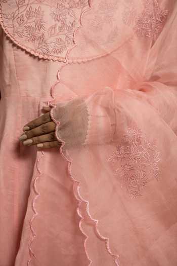 Buy_Mithi Supari_Pink Pure Silk Chanderi Embroidered Resham Round Floral Anarkali Set 