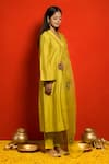 Buy_MITHI SUPARI_Green Silk Embroidered Resham Thread Work V Kurta Set With Dupatta _Online_at_Aza_Fashions