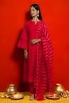 Buy_MITHI SUPARI_Pink Pure Silk Embroidered And Woven Thread Work & Stripe Kurta Set With Dupatta _at_Aza_Fashions