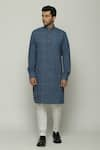 Buy_Abraham & Thakore_Blue Poplin Pleated Check Long Band Collar Kurta  _at_Aza_Fashions