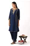 Buy_Nemaani_Blue Habutai Silk Embroidery Dori Notched Round Tulip Bloom Kurta Set 