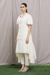 Buy_Samyukta Singhania_White Mulmul Embroidered Shell Shawl Collar High-low Kurta _Online_at_Aza_Fashions