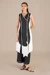Buy_AMPM_Black Pure Linen Printed Naafia Colorblock Kurta And Palazzo Set _at_Aza_Fashions