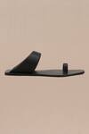 Buy_Ampm_Black Thea Toe Ring Slip Ons _Online_at_Aza_Fashions