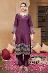 Buy_Seher Jaipur_Purple Muslin Silk Embroidery Floral Notched V Neck Aiza Kurta Set 