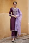 Buy_Seher Jaipur_Purple Muslin Silk Embroidery Floral V Neck Amara Kurta Set _at_Aza_Fashions