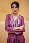 Seher Jaipur_Purple Muslin Silk Embroidery Floral V Neck Arisha Kurta Set _at_Aza_Fashions