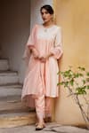 Seher Jaipur_Peach Muslin Silk Embroidery Floral Round Key Hole Venya Kurta Set _at_Aza_Fashions