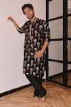 Buy_Masaba_Black Raw Silk Periwinkle Foil Print Kurta _at_Aza_Fashions