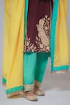 Buy_Wazir C_Wine Silk Embroidery Kashmiri Golden Tilla V Neck Fleur Kurta Pant Set 