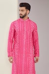 Buy_Kasbah_Pink Silk Embroidered Mirrorwork Geometric Pattern Kurta _Online_at_Aza_Fashions